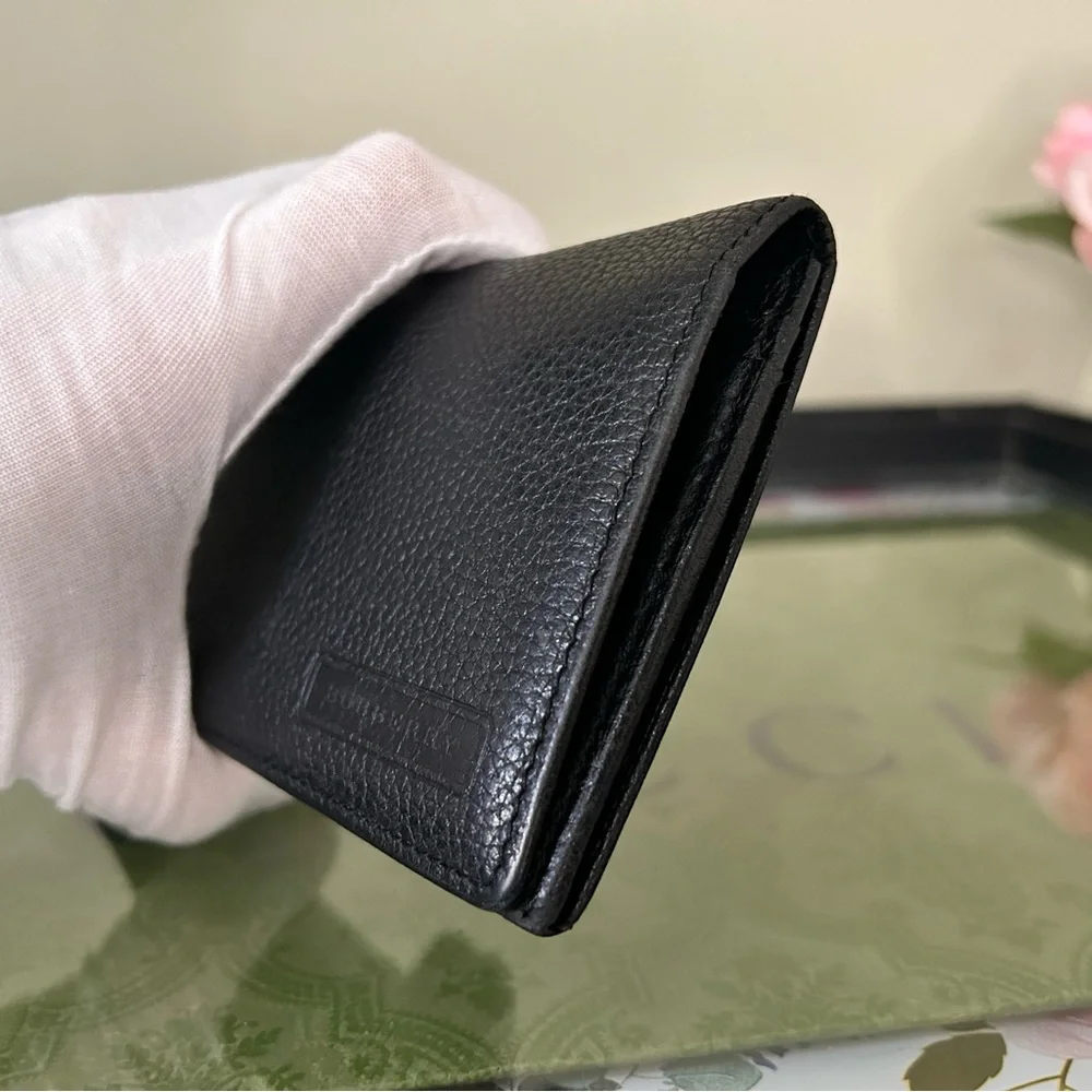 Father’s Day Burberry Black Leather Bifold Wallet w/ Nova Check Interior Slot